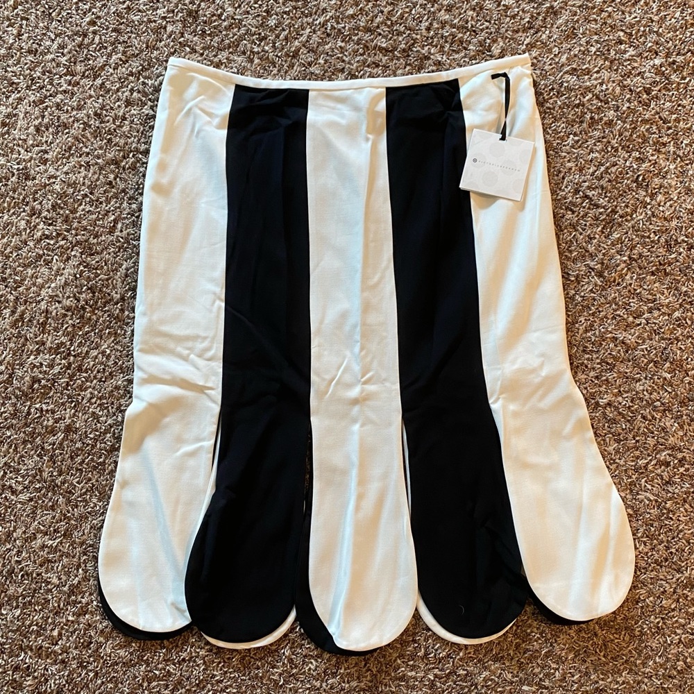 Victoria Beckham for Target Petal White/Black Skirt